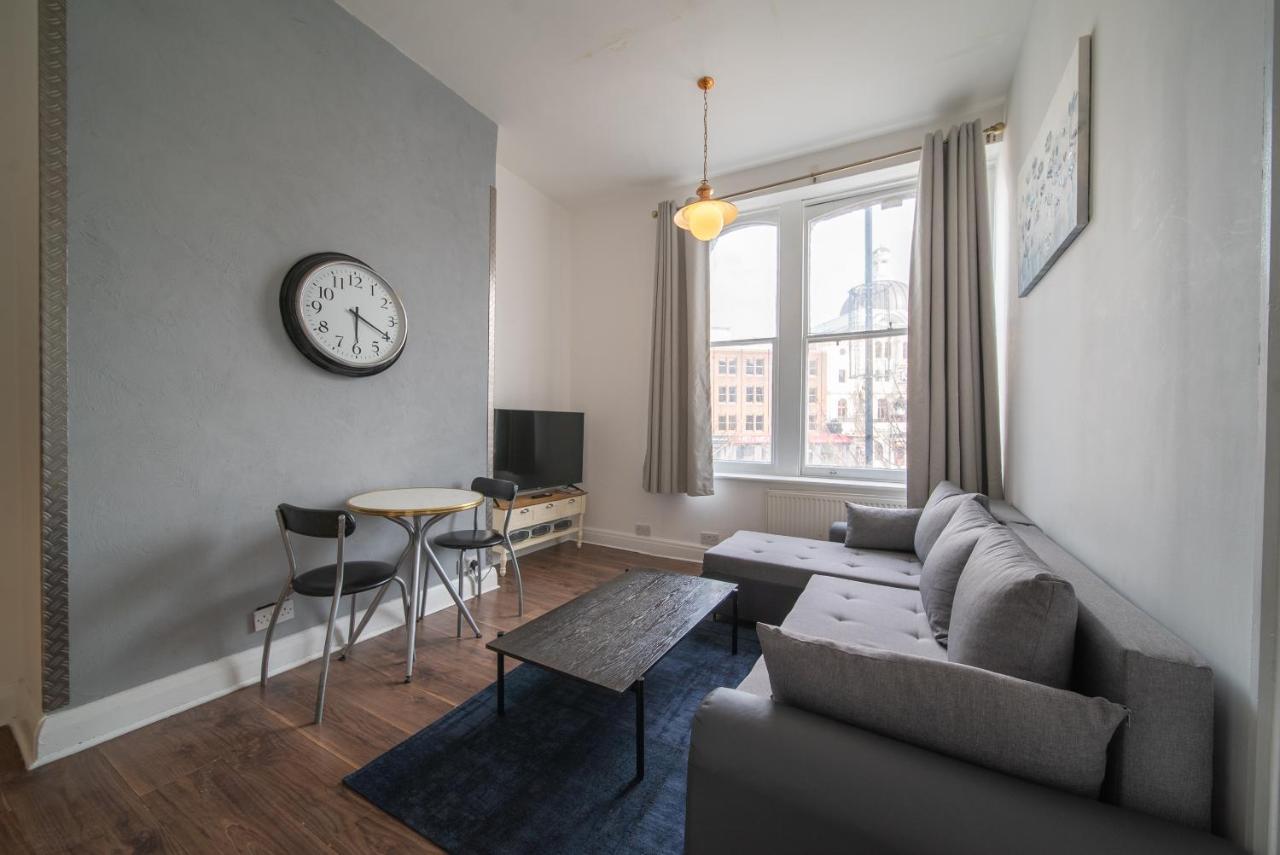 Spacious 2 Bedroom Apartment In Downtown Лондон Екстериор снимка